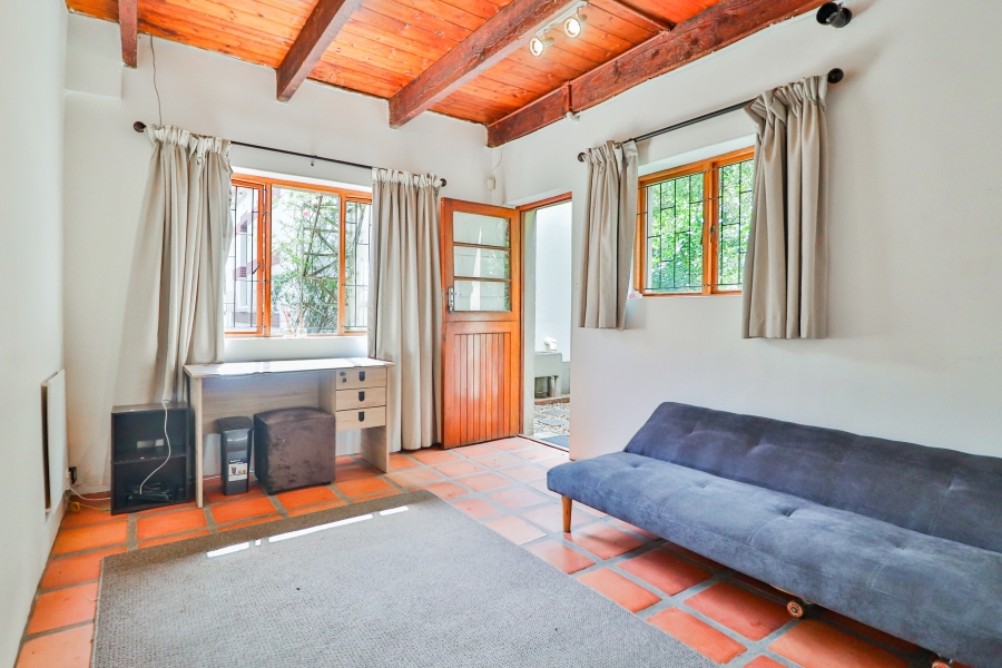 5 Bedroom Property for Sale in Mostertsdrift Western Cape